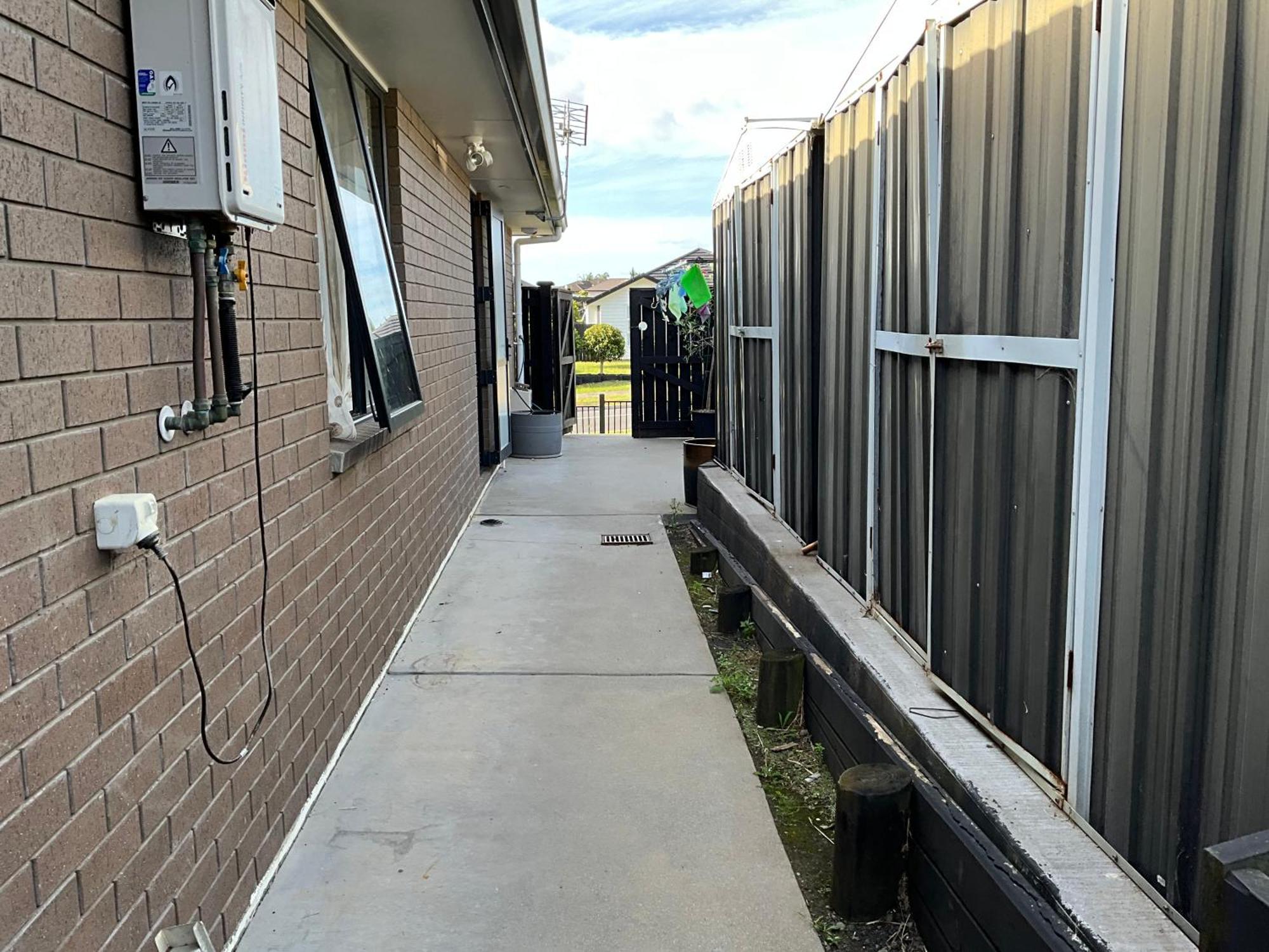 New Two Bedroom House Attached To Main House Pukekohe Exterior photo